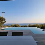 וילה Calma