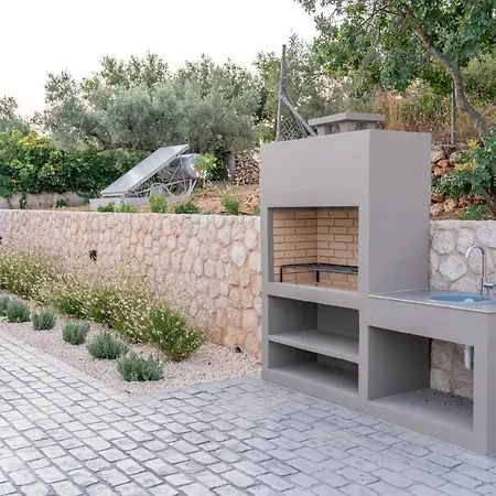 Βίλα Calma Τραπεζάκι