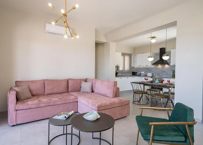 Calma Βίλα Τραπεζάκι