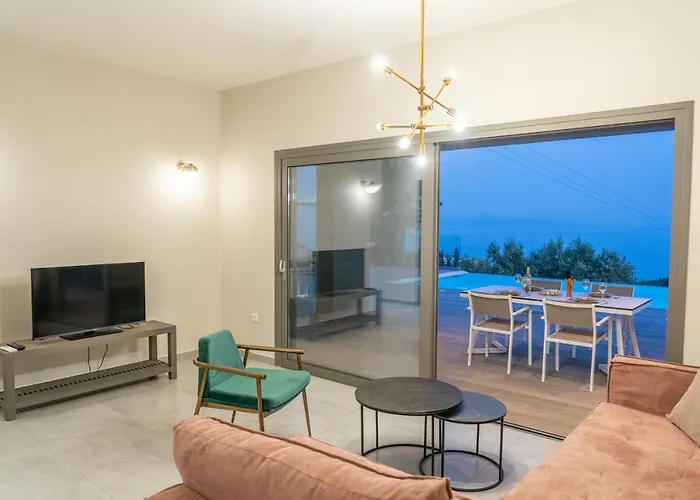 Calma Βίλα Τραπεζάκι