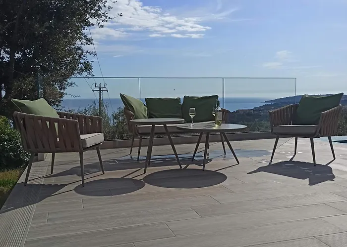 Calma * Τραπεζάκι